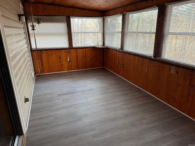 77 PYRENEES WAY, Hot Springs Village, AR 71909