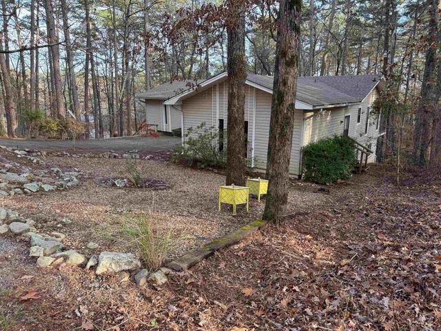 77 PYRENEES WAY, Hot Springs Village, AR 71909