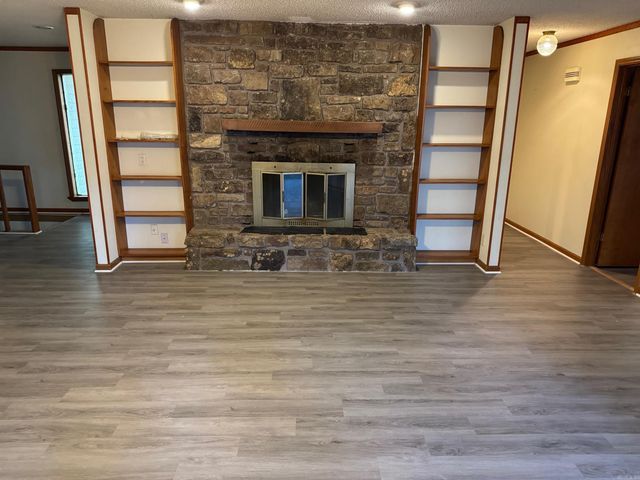 77 PYRENEES WAY, Hot Springs Village, AR 71909