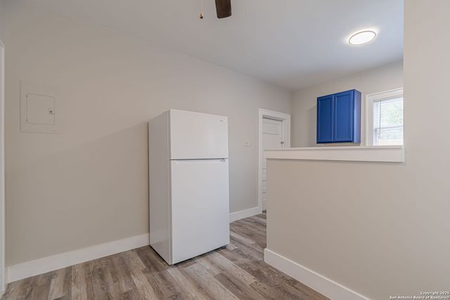 1805 N Flores St Apt 2, San Antonio, TX 78212