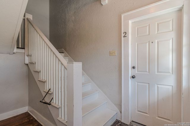 1805 N Flores St Apt 2, San Antonio, TX 78212