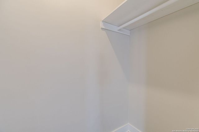 1805 N Flores St Apt 2, San Antonio, TX 78212