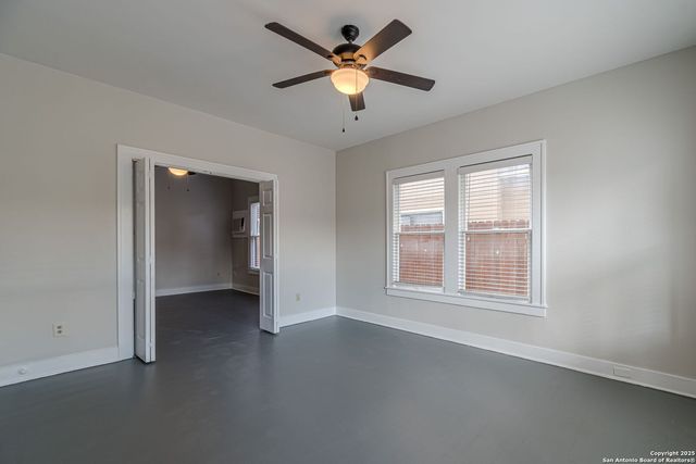 1805 N Flores St Apt 2, San Antonio, TX 78212