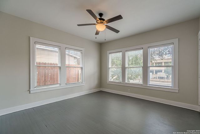 1805 N Flores St Apt 2, San Antonio, TX 78212