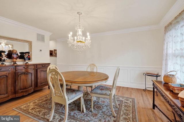 11049 NEWOOD DR, Manassas, VA 20111