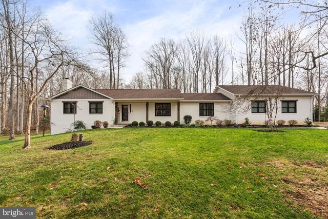 11049 NEWOOD DR, Manassas, VA 20111