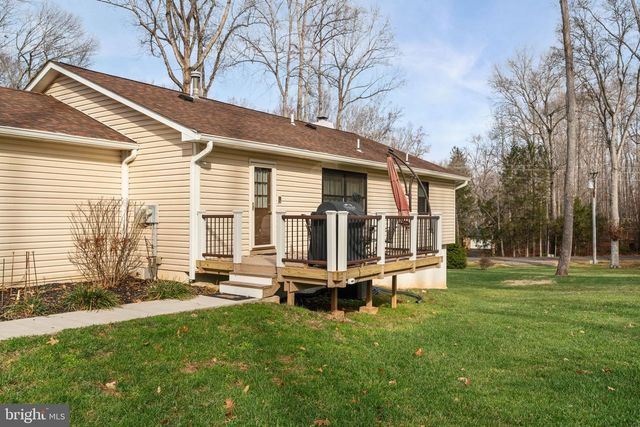 11049 NEWOOD DR, Manassas, VA 20111