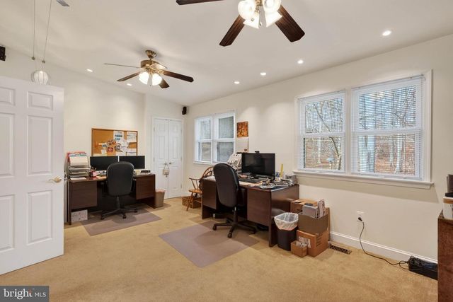 11049 NEWOOD DR, Manassas, VA 20111