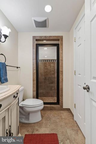 11049 NEWOOD DR, Manassas, VA 20111