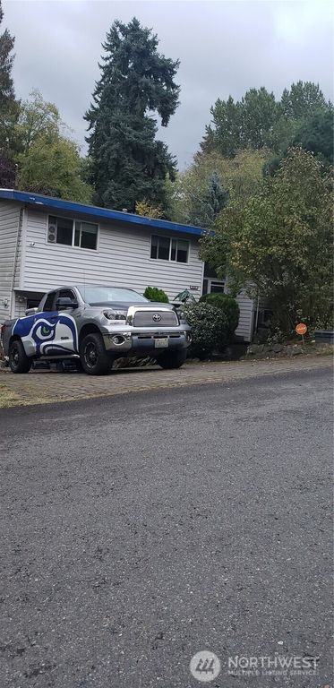 21237 38th Place W, Brier, WA 98036