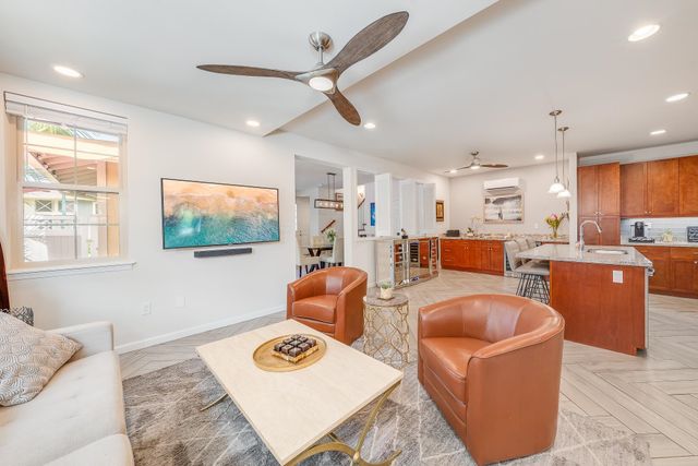 601 Hoe Kawele Ln # 98, Lahaina, HI 96761