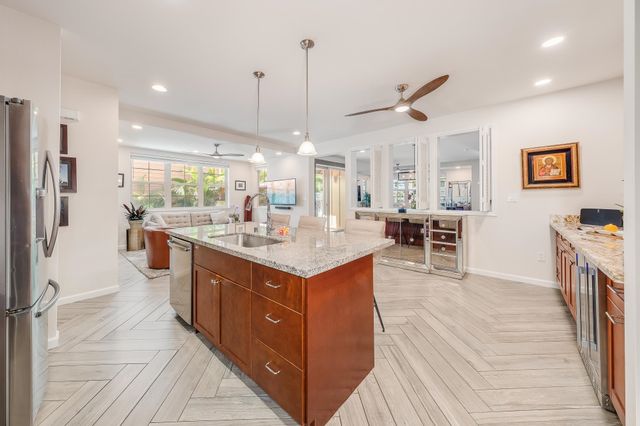 601 Hoe Kawele Ln # 98, Lahaina, HI 96761