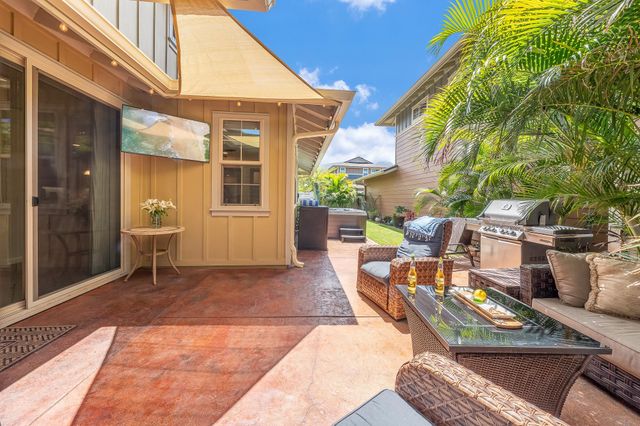601 Hoe Kawele Ln # 98, Lahaina, HI 96761