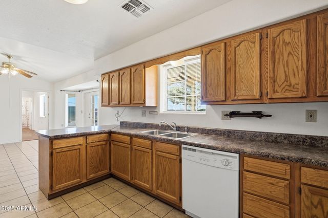 11023 W MALIBU Circle, Arizona City, AZ 85123