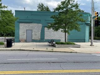 341 W 7 Mile Road, Highland Park, MI 48203