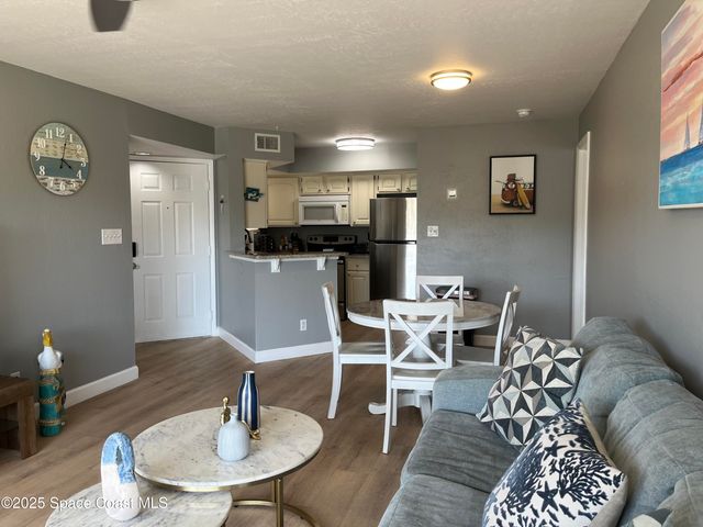 1850 Charlesmont Drive 7-118, Melbourne, FL 32903