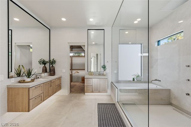 2401 Driftwood Drive, Las Vegas, NV 89107