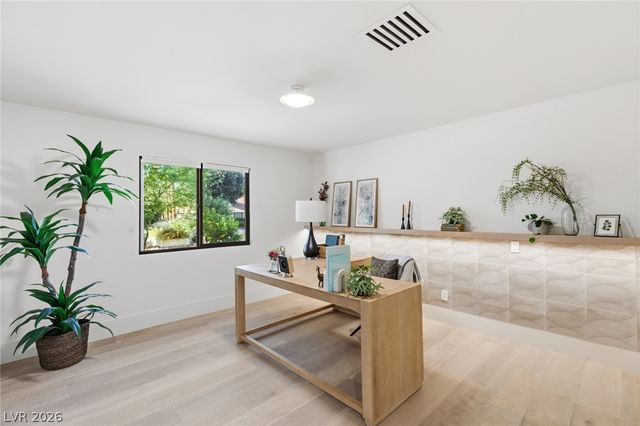 2401 Driftwood Drive, Las Vegas, NV 89107