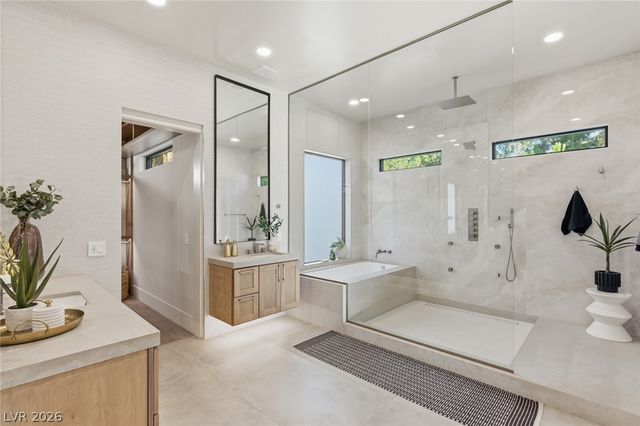 2401 Driftwood Drive, Las Vegas, NV 89107