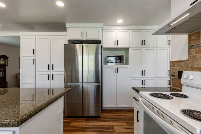 10079 S 3200 W, South Jordan, UT 84095