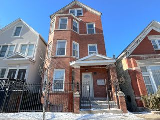2442 N Ashland Avenue 3, Chicago, IL 60614