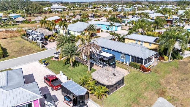 3268 FISH HAWK DRIVE, Polk City, FL 33868