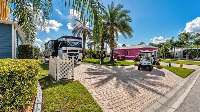 3268 FISH HAWK DRIVE, Polk City, FL 33868