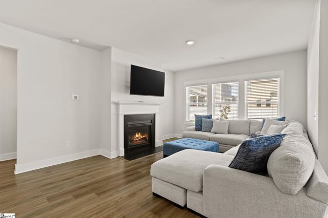 117 Hazelcroft Drive, Fountain Inn, SC 29644