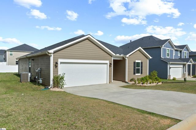 117 Hazelcroft Drive, Fountain Inn, SC 29644