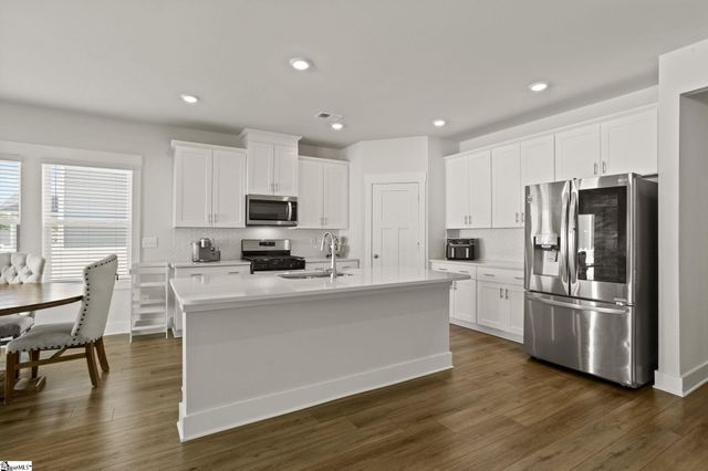 117 Hazelcroft Drive, Fountain Inn, SC 29644