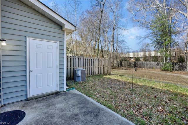 2039 Genevieve TRL, Williamsburg, VA 23185