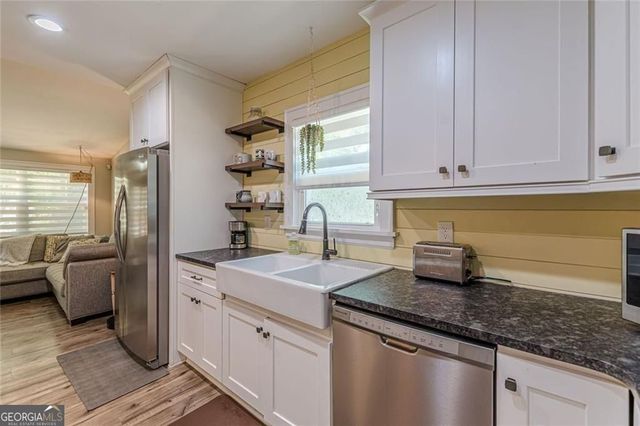 1237 Winburn Drive, East Point, GA 30344