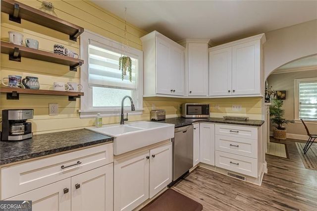 1237 Winburn Drive, East Point, GA 30344