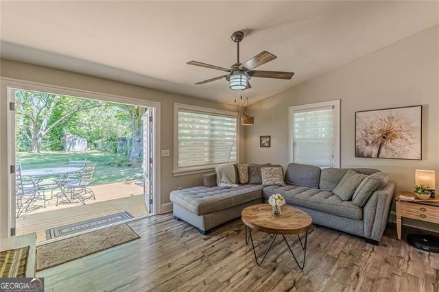 1237 Winburn Drive, East Point, GA 30344