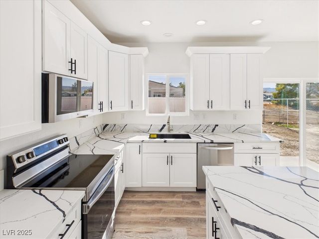 931 Lone Pine Road, Pahrump, NV 89048