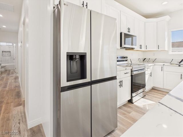 931 Lone Pine Road, Pahrump, NV 89048