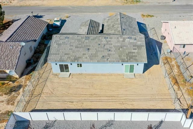 931 Lone Pine Road, Pahrump, NV 89048