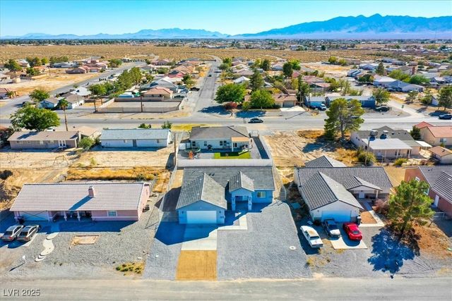 931 Lone Pine Road, Pahrump, NV 89048
