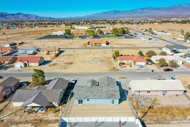 931 Lone Pine Road, Pahrump, NV 89048