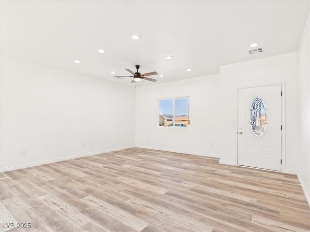 931 Lone Pine Road, Pahrump, NV 89048