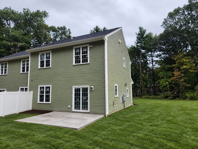 60 Noonan St 60, Mansfield, MA 02048