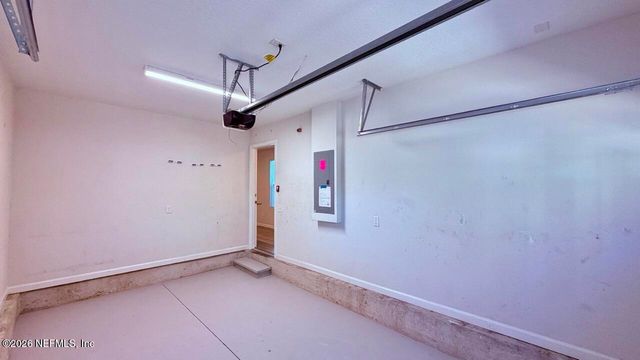 8814 DANDY Avenue, Jacksonville, FL 32211