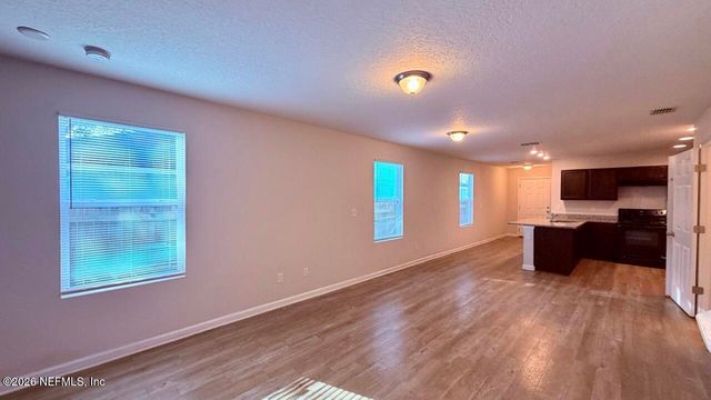 8814 DANDY Avenue, Jacksonville, FL 32211