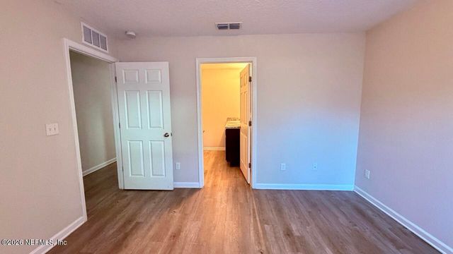 8814 DANDY Avenue, Jacksonville, FL 32211