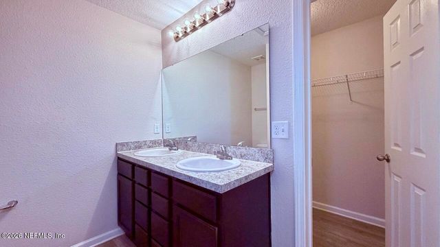 8814 DANDY Avenue, Jacksonville, FL 32211