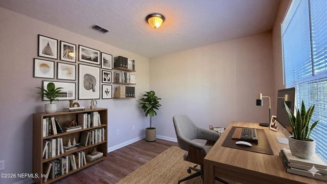 8814 DANDY Avenue, Jacksonville, FL 32211