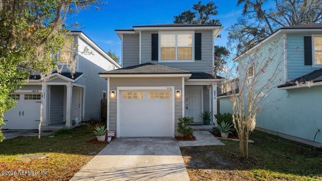 8814 DANDY Avenue, Jacksonville, FL 32211