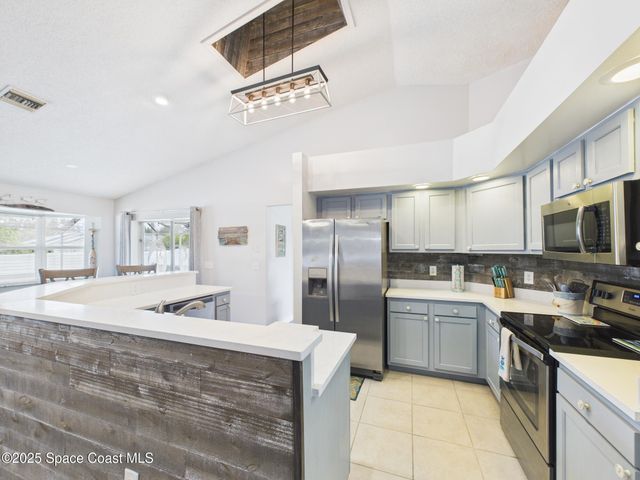 664 Doctor Avenue, Sebastian, FL 32958