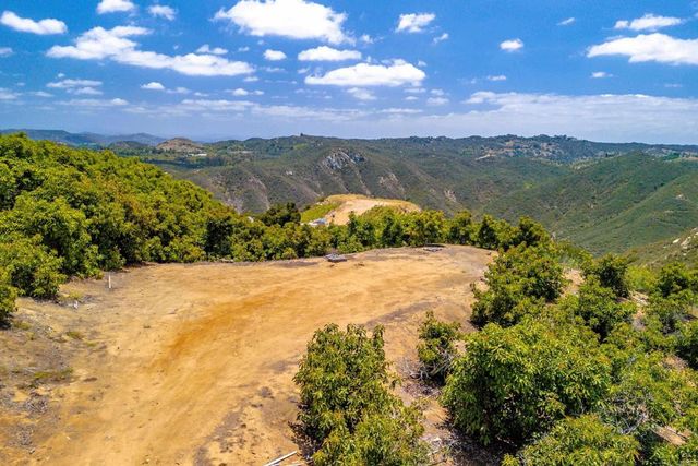 1 Los Gatos Road, Temecula, CA 92590
