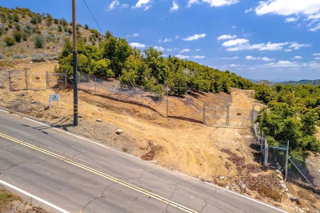 1 Los Gatos Road, Temecula, CA 92590